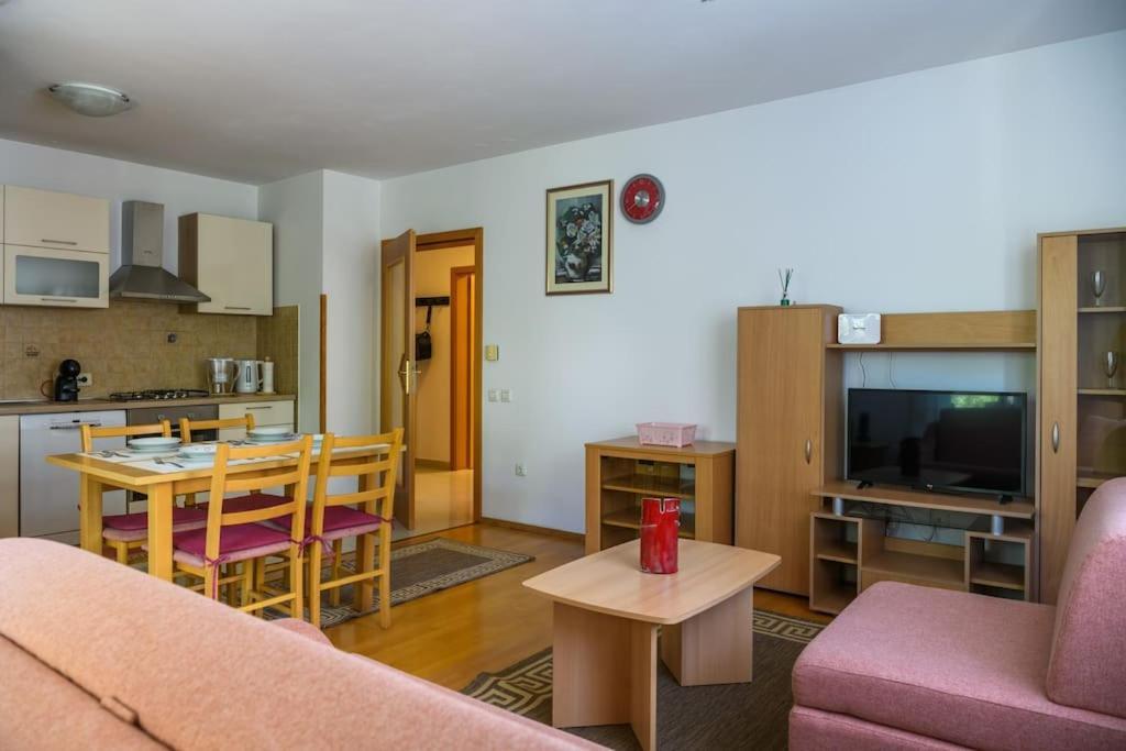 Apartment Sunce Pula Eksteriør billede